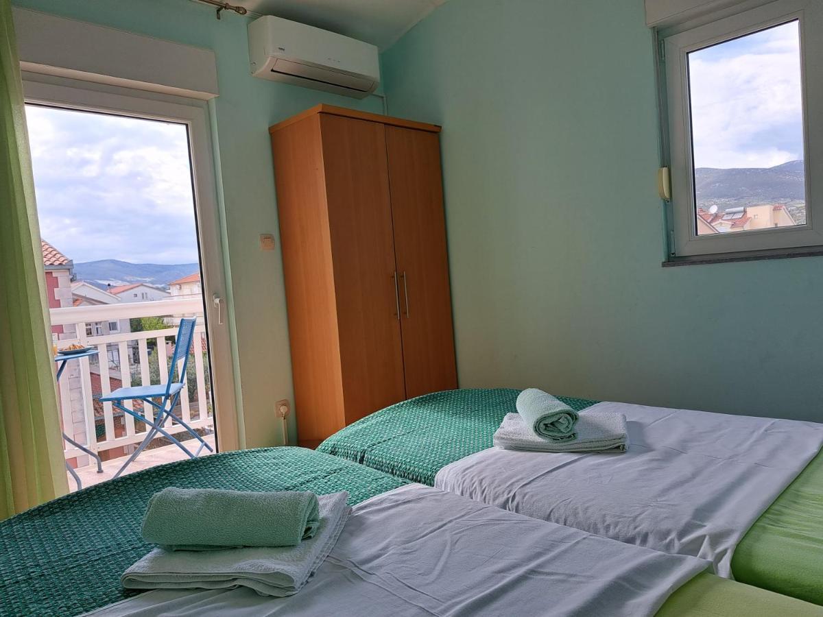 Apartment Penic Kaštela Exterior foto
