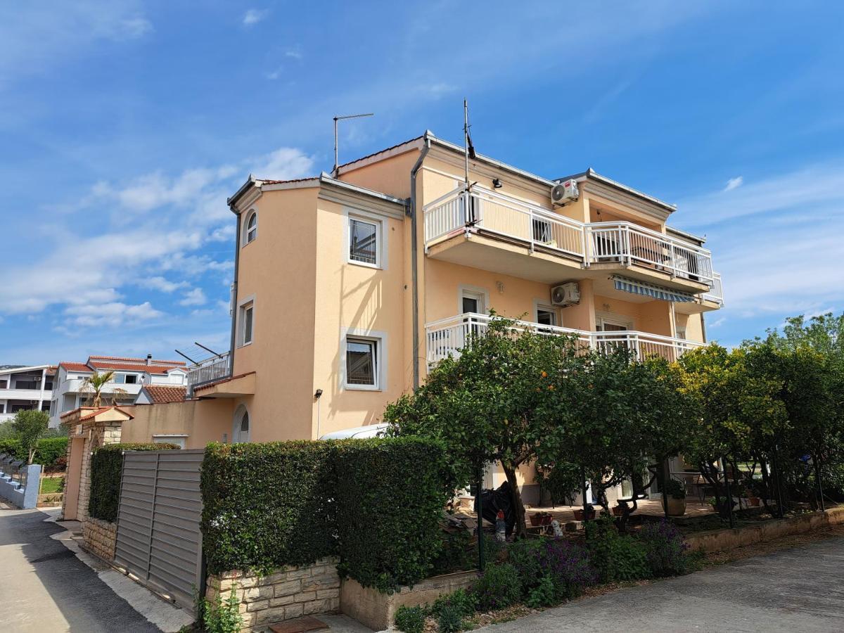 Apartment Penic Kaštela Exterior foto